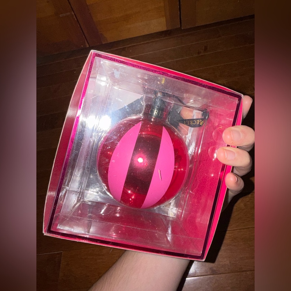 Victoria’s Secret 2012 Holiday Ornament - Picture 3 of 5